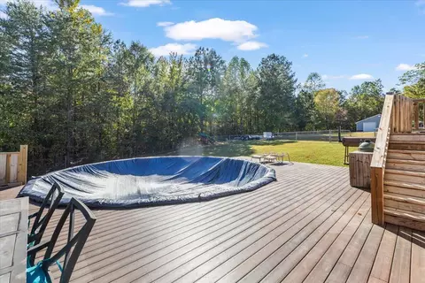 Exterior - 533 Van Dell Dr, Rock Spring, GA 30739 photo 6 of 10