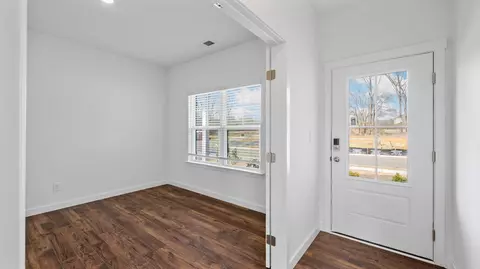 Entry Way - 7504 Bendire Loop, Hixson, TN 37343 photo 2 of 5