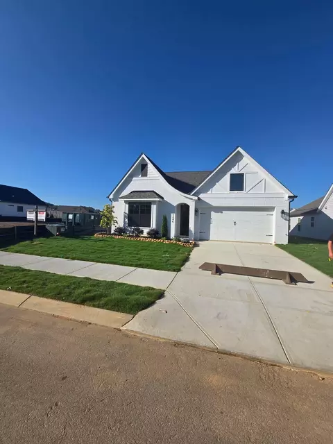 1246 Little Sorrel Rd, Hixson, TN 37343