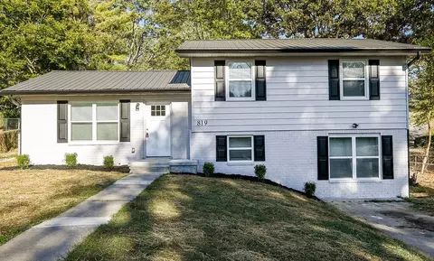 819 Scenic Dr SE, Cleveland, TN 37323