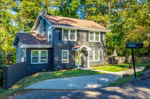 3735 Monte Vista Dr, Chattanooga, TN 37411