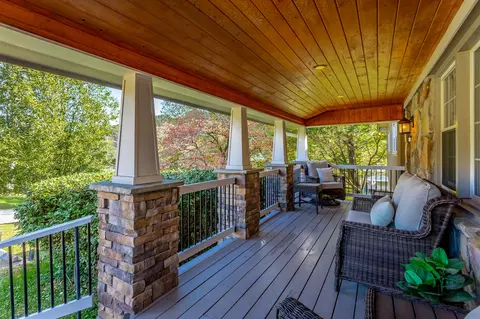 3315 Oak Burr Dr, Chattanooga, TN 37419