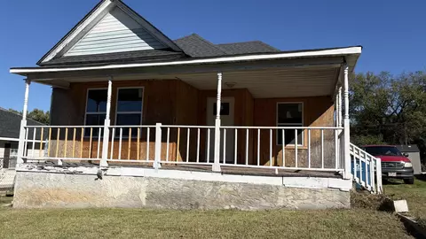 404 E Gordon Ave, Rossville, GA 30741