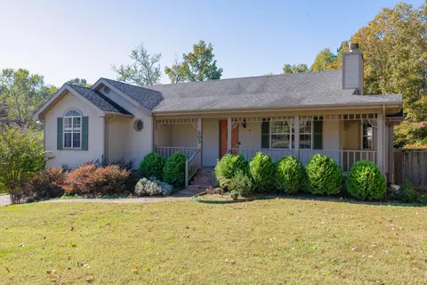 203 Spring Valley Ln, Ringgold, GA 30736