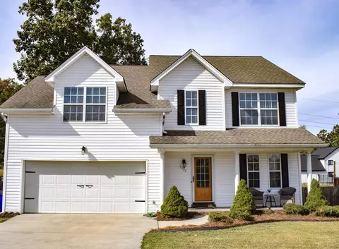 1327 Woodland Cove Pl NE, Cleveland, TN 37312