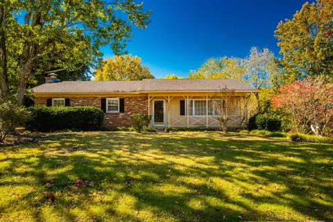 6023 Stardust Trl, Hixson, TN 37343
