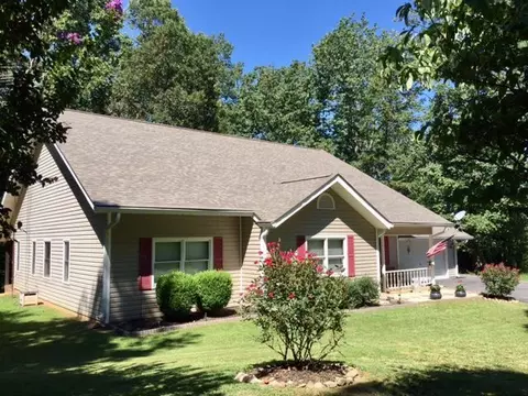 1060 Spruce Dr, Spring City, TN 37381