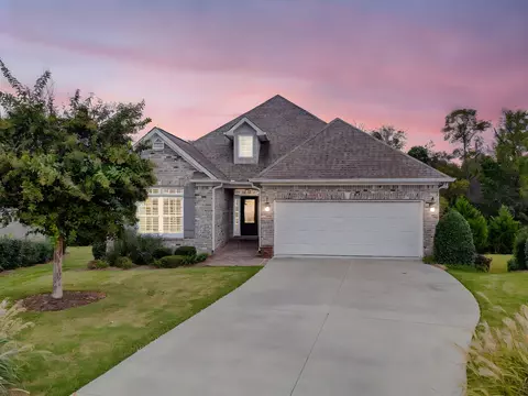 220 Lenox Rd SE, Calhoun, GA 30701