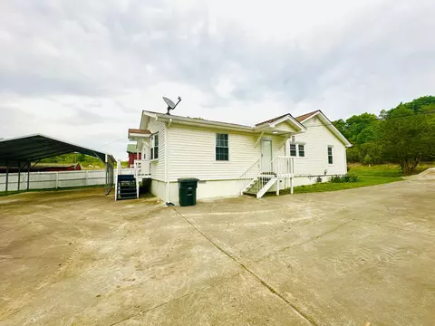 8827 E Brainerd Rd, Chattanooga, TN 37421
