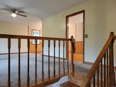 Living - 15 Apache Trl, Kimball, TN 37347 photo 3 of 5