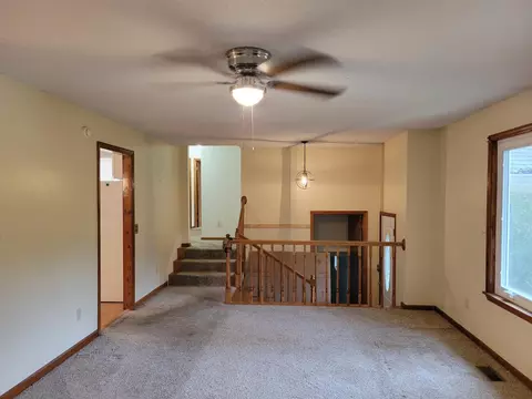 Living - 15 Apache Trl, Kimball, TN 37347 photo 1 of 5