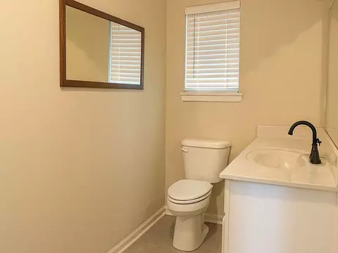 Bath - 6701 Cooley Rd, Harrison, TN 37341 photo 1 of 3