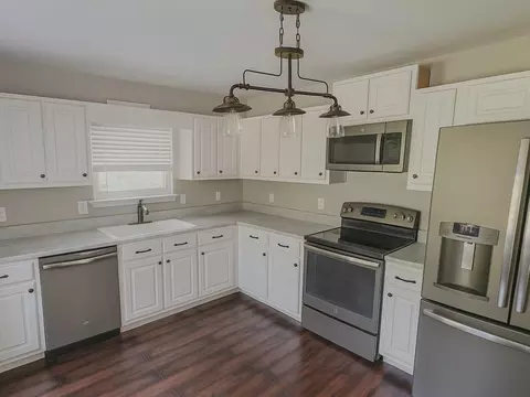 Kitchen - 6701 Cooley Rd, Harrison, TN 37341 photo 2 of 2