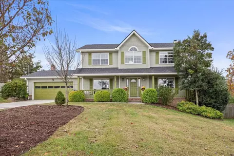 8120 Fallen Maple Dr, Chattanooga, TN 37421