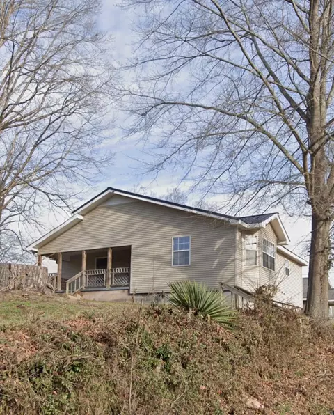 11367 Valley St, Soddy Daisy, TN 37379