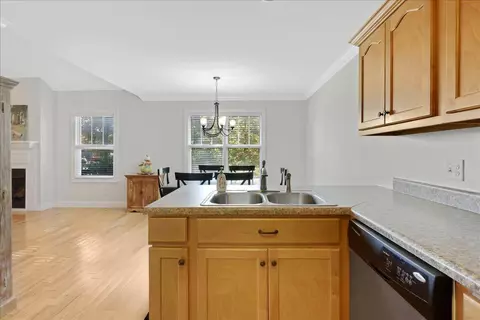 Kitchen - 112 Toria Trce, Dalton, GA 30721 photo 3 of 3