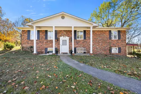 150 Royal Oaks Dr NE, Cleveland, TN 37323