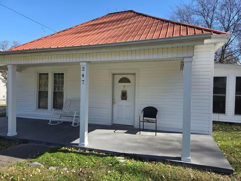 247 Cornwell Avenue 240 A-c Ave, Watertown, TN 37184