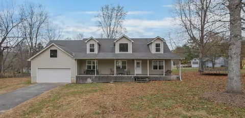 100 Tripp Ln, Trenton, GA 30752