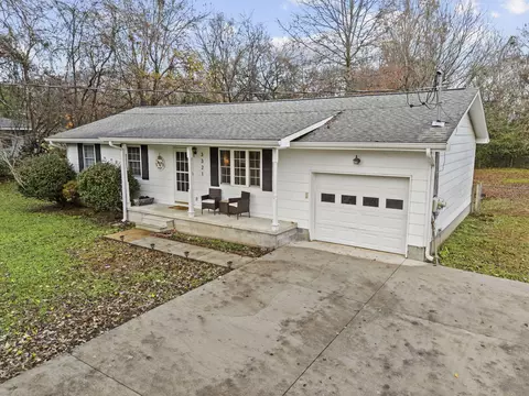 3321 Elder Mountain Rd, Chattanooga, TN 37419