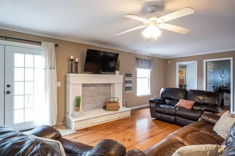 Living - 200 Ash Ln, Rock Spring, GA 30739 photo 1 of 2