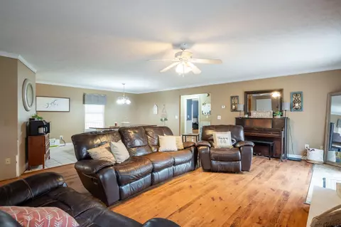 Living - 200 Ash Ln, Rock Spring, GA 30739 photo 2 of 2