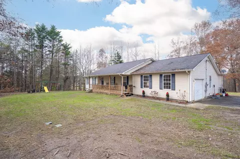 Exterior - 200 Ash Ln, Rock Spring, GA 30739 photo 2 of 7