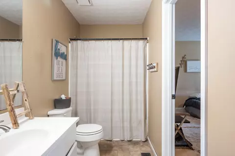 Bath - 200 Ash Ln, Rock Spring, GA 30739 photo 2 of 2