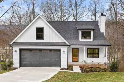 217 Lynnolen Ln, Chattanooga, TN 37415