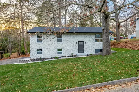 2414 Leann Cir, Chattanooga, TN 37406