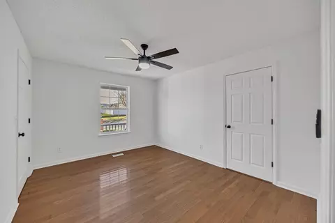 Bedroom - 401 Bluff View Dr, Ringgold, GA 30736 photo 1 of 5