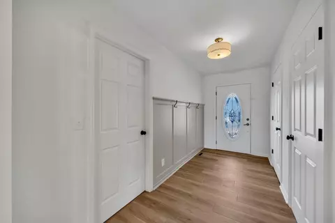 Entry Way - 401 Bluff View Dr, Ringgold, GA 30736 photo 2 of 5