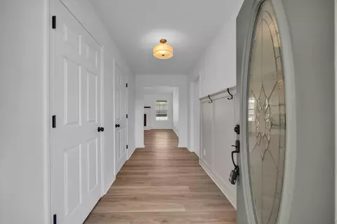 Entry Way - 401 Bluff View Dr, Ringgold, GA 30736 photo 1 of 5