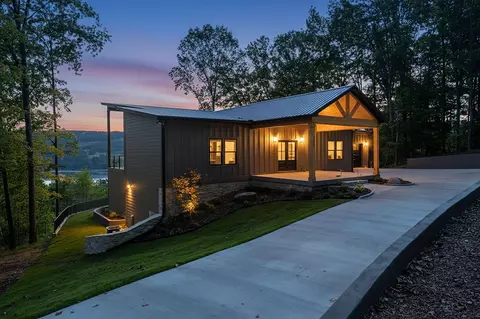 315 Browbend Dr, Guild, TN 37340