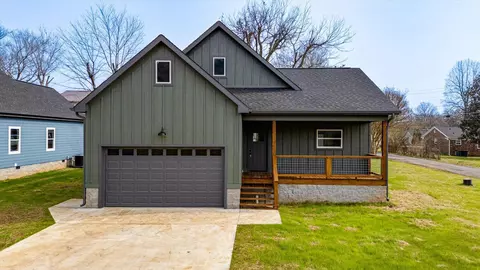 302 Cumberland Ave, Jasper, TN 37347