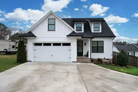 2809 Freewill Rd NW, Cleveland, TN 37312