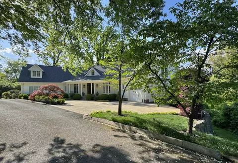 1117 Winding Oaks Way, Chattanooga, TN 37405