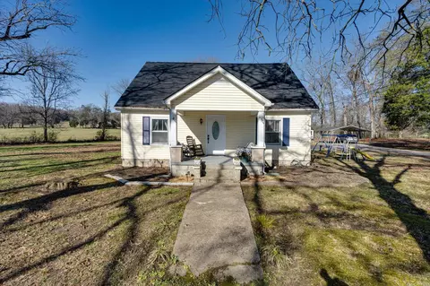 993 Alvin York Hwy, Whitwell, TN 37397
