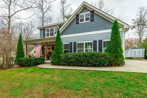 3680 Wilson Ave, Signal Mountain, TN 37377