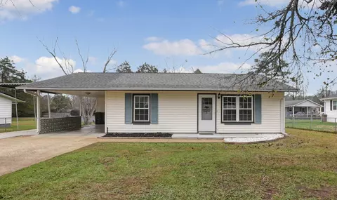 217 Shelby St, Fort Oglethorpe, GA 30742