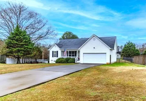 34 Winter Ln, Lafayette, GA 30728
