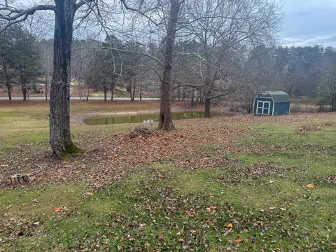 2906 Davis Rd, Rocky Face, GA 30740