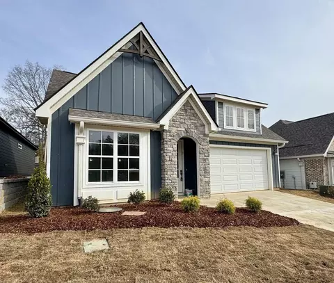 9689 Fox Gap Ln, Hixson, TN 37343