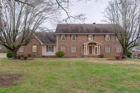 8345 Heron Cir, Ooltewah, TN 37363