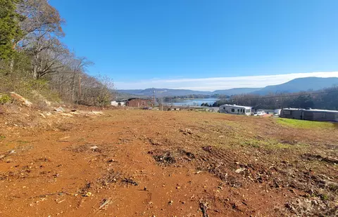 115 Lake Shore Dr, Jasper, TN 37347