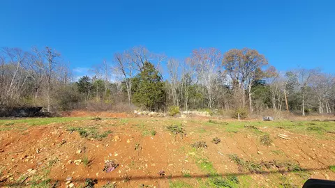 115 Lake Shore Dr, Jasper, TN 37347