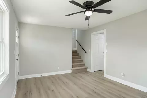 Living - 511 White Rd, Chattanooga, TN 37421 photo 1 of 2