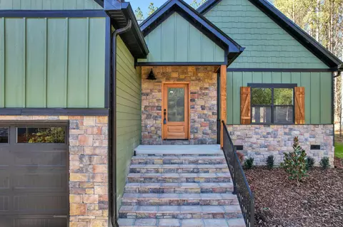 Exterior - 326 Mountain View Cir, Ocoee, TN 37361 photo 4 of 5
