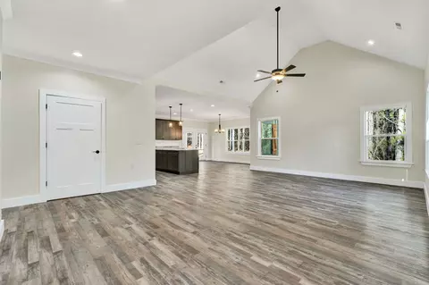 Living - 326 Mountain View Cir, Ocoee, TN 37361 photo 1 of 5