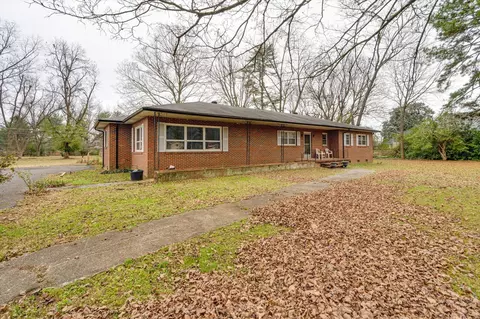 812 Betsy Pack Dr, Jasper, TN 37347 photo 2